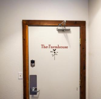 Lander House | Lander Millhouse