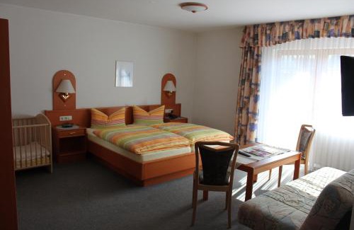 Eimelrod House | Landgasthof Hotel Sauer