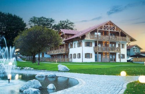 Munchen District House | Landgasthof Schmuck
