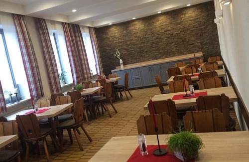 Moosbach Hotel | Landgasthof Zum goldenen Löwen