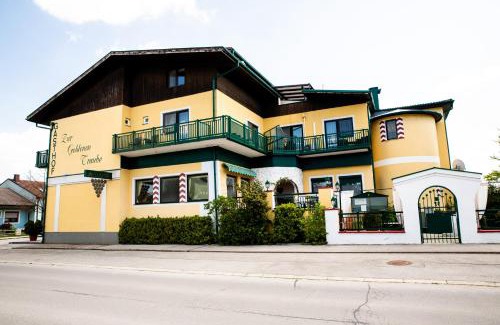 Podersdorf am See Hotel | Landgasthof zur Goldenen Traube