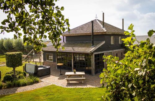 Beesd House | Landgoed Versteegh nabij heerlijkheid Mariënwaerdt