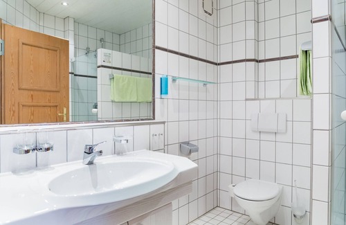 Nieder-Erlenbach Hotel | Landhaus Alte Scheune