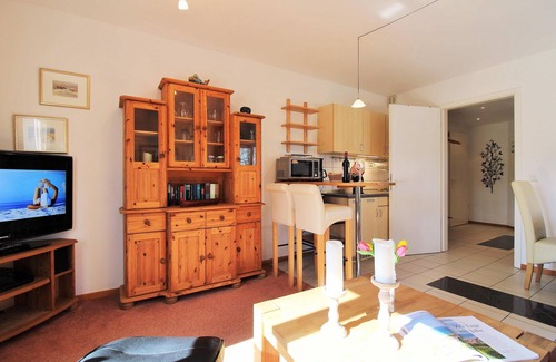 Kaegsdorf Apartment | Landhaus Ostseeblick WE 13: friendly 2-room apartment with balcony close to the beach