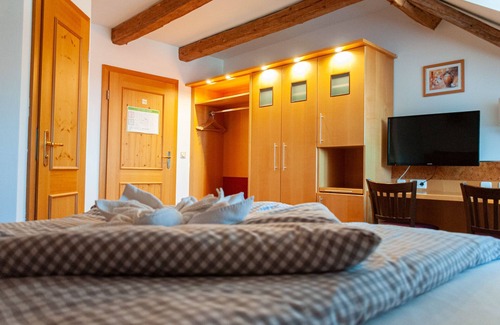 Dietramszell Hotel | Landhotel & Gasthof Baiernrain