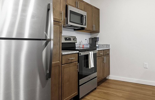 Cartersburg Apartment | Landing | Amazing 1BD, Gym, Clubhouse