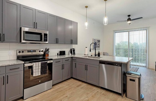 Denton Apartment | Landing | Amazing 1BD in Denton