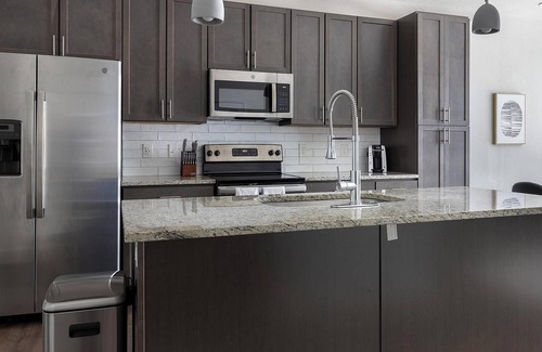 Stone Oak Apartment | Landing | Amazing 1BD, Gym, Pool