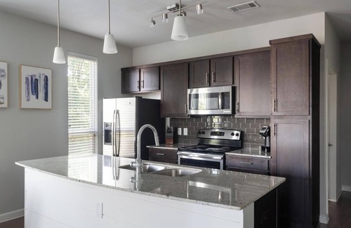 Buda Apartment | Landing | Amazing 2BD, Clubhouse, Gym