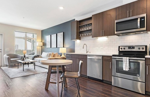 Denton Apartment | Landing | Amazing 2BD in Denton