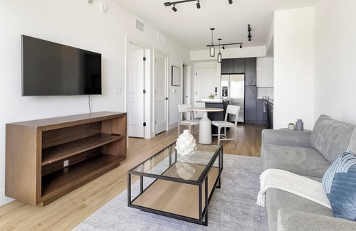Providencia Park Apartment | Landing | Amazing 1BD, Gym, Pool