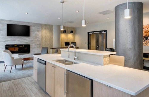 Downtown Baltimore Apartment | Landing at 222 Saratoga - 2 Bedrooms in Downtown