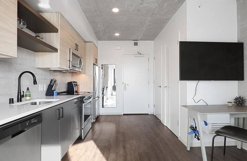 Tenderloin Apartment | Landing at 50 Jones - 1 Bedroom in Tenderloin