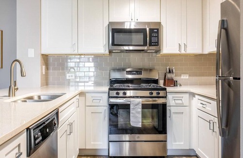 Naperville Apartment | Landing at 803 Corday at Naperville - 2 Bedrooms in Naperville Park District