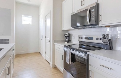 Casas Adobes Apartment | Landing at Aerie La Cholla - 1 Bedroom in La Ch.