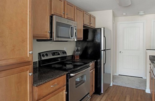 Sweetbriar Apartment | Landing at Agave at South Congress - 1 Bedroom .