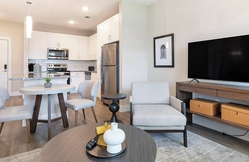 Southeast Orlando Apartment | Landing at APEX South Creek - 1 Bedroom in Mead.