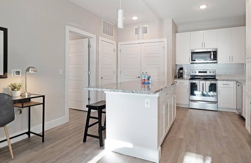 Southeast Orlando Apartment | Landing at APEX South Creek - 1 Bedroom in Mead.