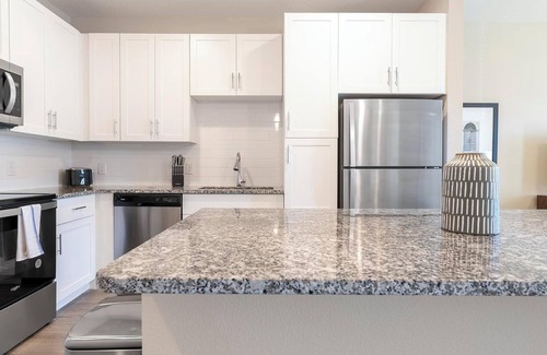 Southeast Orlando Apartment | Landing at APEX South Creek - 1 Bedroom in Mead.