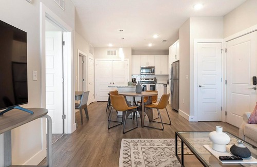 Southeast Orlando Apartment | Landing at APEX South Creek - 1 Bedroom in Mead.