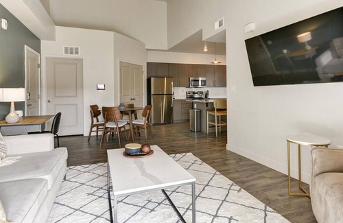 Herriman Apartment | Landing at Aspira at Anthem - 3 Bedrooms in Downtown Herriman