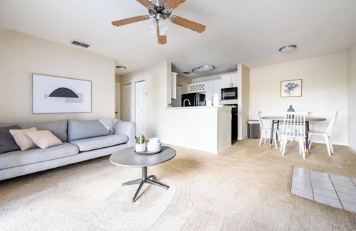 Trailer Estates Apartment | Landing at Champions Walk - 1 Bedroom in South .
