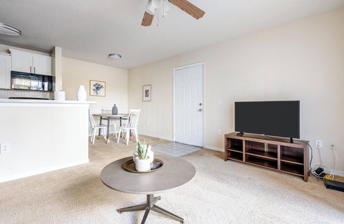 Trailer Estates Apartment | Landing at Champions Walk - 1 Bedroom in South .