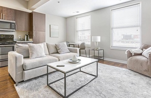West Central Apartment | Landing at Cityscape Flats - 1 Bedroom in West Central