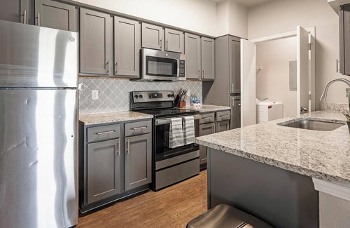 San Antonio Apartment | Landing at Ember at Alamo Ranch - 2 Bedrooms in.