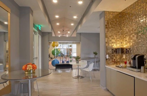 Auburn Hills Apartment | Landing at Five Points of Auburn Hills - 2 Bedrooms in Downtown Auburn Hills