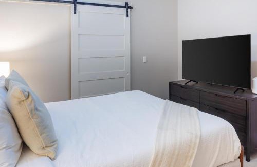 Brady Arts District Apartment | Landing at Flats on Archer - Tulsa