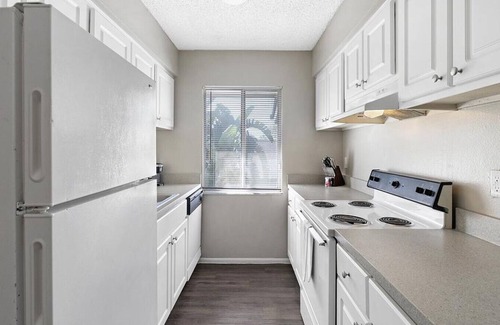 St. Petersburg - Clearwater Apartment | Landing at Gateway on 4th Apartments - 1 Bedroom in Downtown St. Petersburg