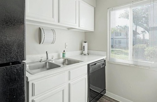 St. Petersburg - Clearwater Apartment | Landing at Gateway on 4th Apartments - 1 Bedroom in Downtown St. Petersburg