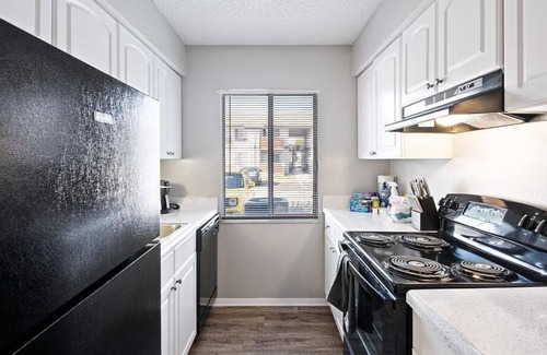 St. Petersburg - Clearwater Apartment | Landing at Gateway on 4th Apartments - 1 Bedroom in Downtown St. Petersburg