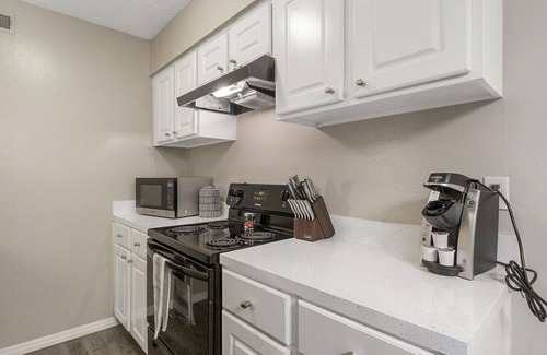 St. Petersburg - Clearwater Apartment | Landing at Gateway on 4th Apartments - 2 Bedrooms in Downtown St. Petersburg