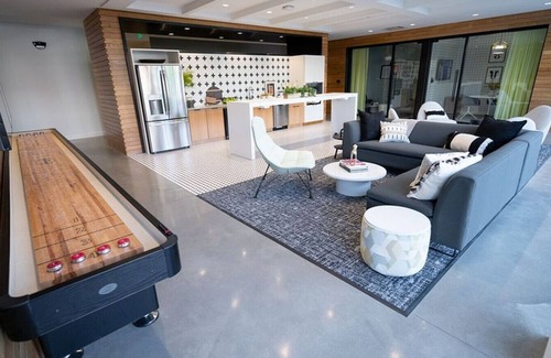 Shaw Apartment | Landing at Grand Flats - 1 Bedroom in Compton Heights