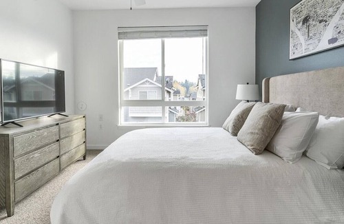 Silver Lake Apartment | Landing at Helm - 3 Bedrooms in Silver Lake