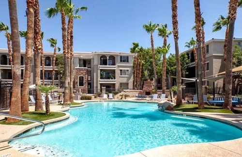 Tramonto Apartment | Landing at Ironhorse at Tramonto - 2 Bedrooms in Desert Hills