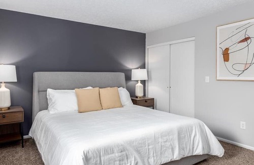 Lewis Center Apartment | Landing at Lake Club at Polaris - 1 Bedroom in Downtown Columbus