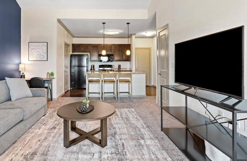 Georgetown Apartment | Landing at Madison at Westinghouse - 1 Bedroom in Downtown Georgetown