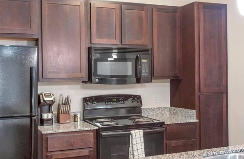 Georgetown Apartment | Landing at Madison at Westinghouse - 1 Bedroom in Downtown Georgetown