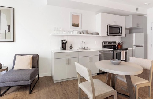Mann Apartment | Landing at Madrone - 1 Bedroom in Central District