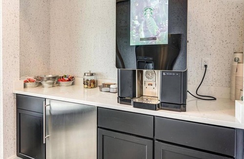 Toledo Apartment | Landing at Marina Lofts - 2 Bedrooms in East Toledo
