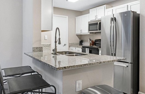 Toledo Apartment | Landing at Marina Lofts - 1 Bedroom in East Toledo