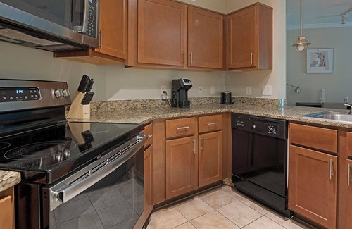 Chillum Apartment | Landing at Mode at Hyattsville - 1 Bedroom in H.