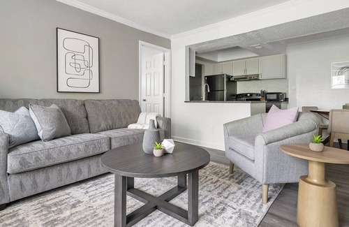 Winston - Salem Apartment | Landing at Northcliffe Forest - 2 Bedrooms in N.