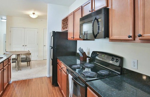 Fort Wayne Apartment | Landing at Oak Crossing Apartments - 2 Bedrooms in Downtown Fort Wayne