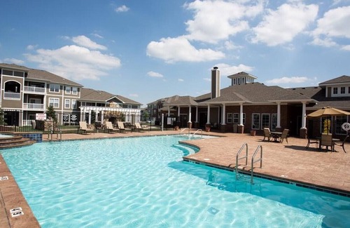 Fort Wayne Apartment | Landing at Oak Crossing Apartments - 2 Bedrooms in Downtown Fort Wayne
