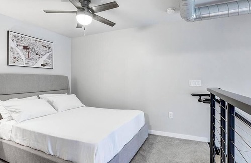 Lowertown Apartment | Landing at Oaks Union Depot - 1 Bedroom in Lowertown