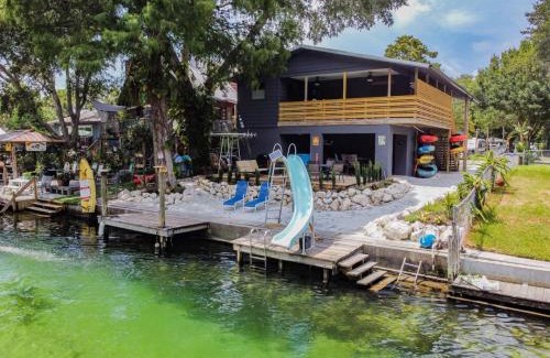 Weeki Wachee Gardens House | Landing at Richard Weeki River